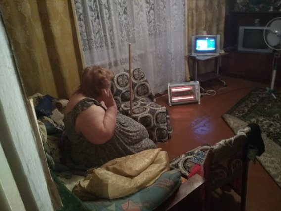 В Вознесенске спасатели помогли медикам поднять пациентку В Вознесенске спасатели помогли медикам поднять пациентку, Иванова Аня