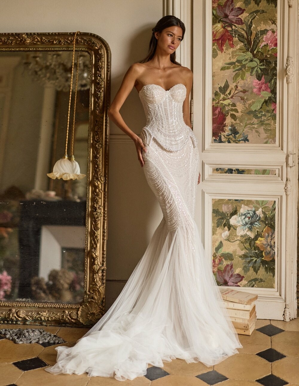 коротка весільна сукня